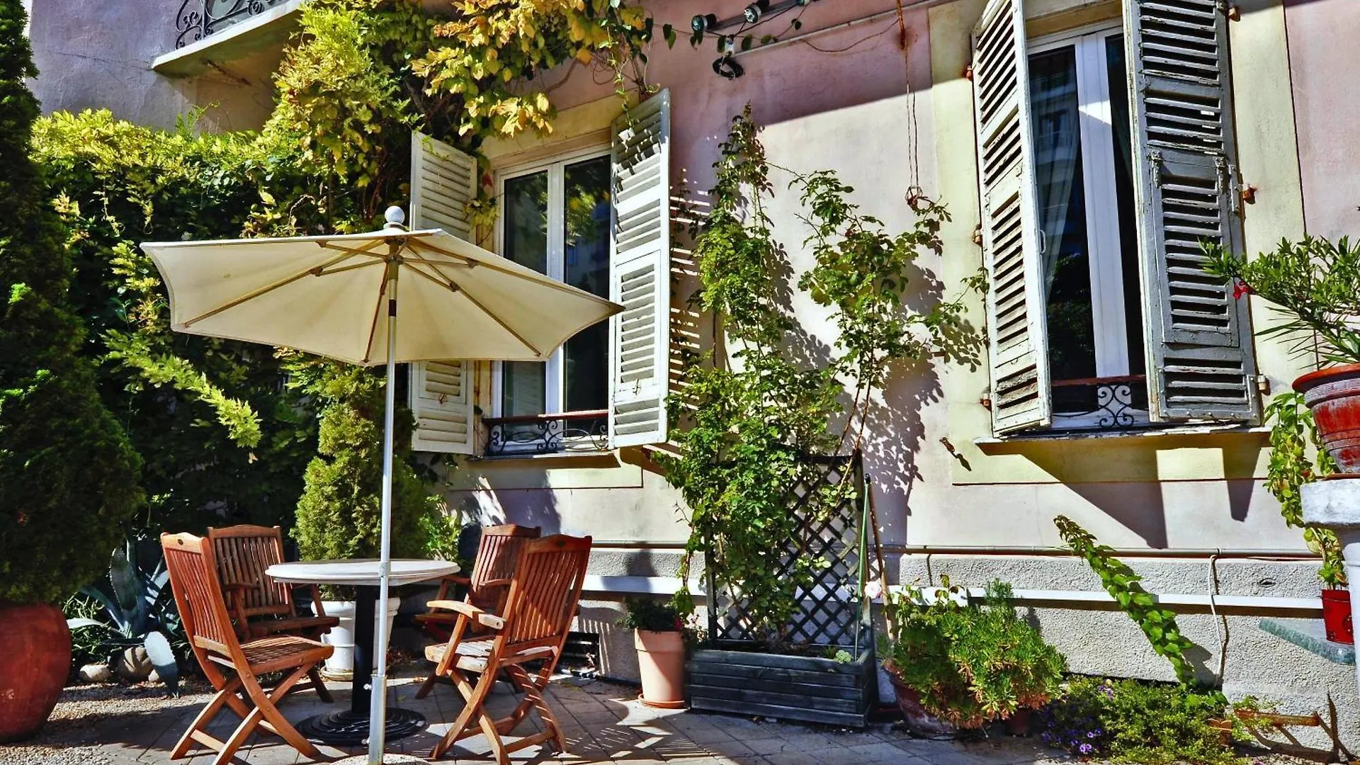 Nice Garden Hotel