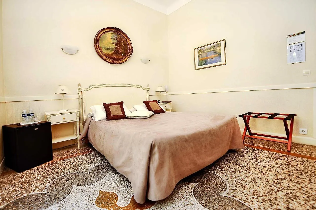 Nice Garden Hotel 3*,  فرنسا
